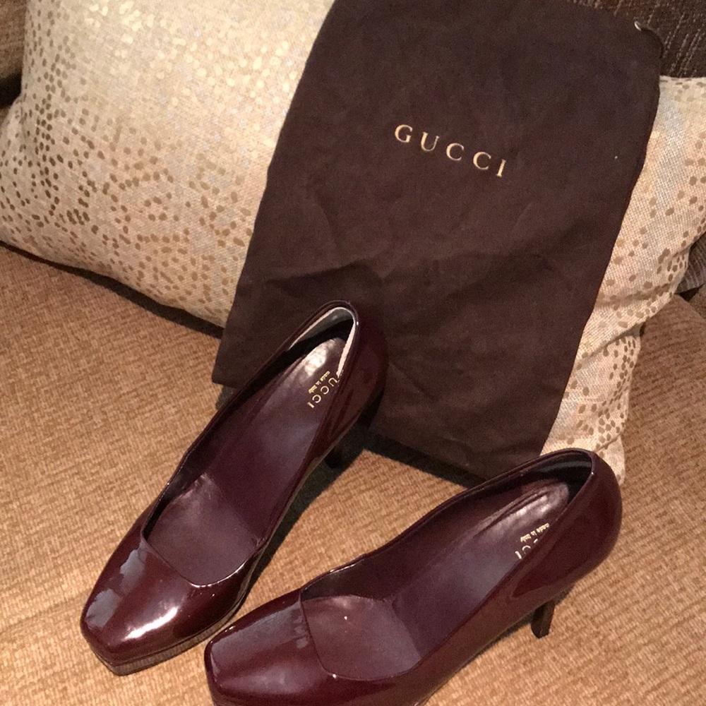 Gucci pumps size 38 1/2 8